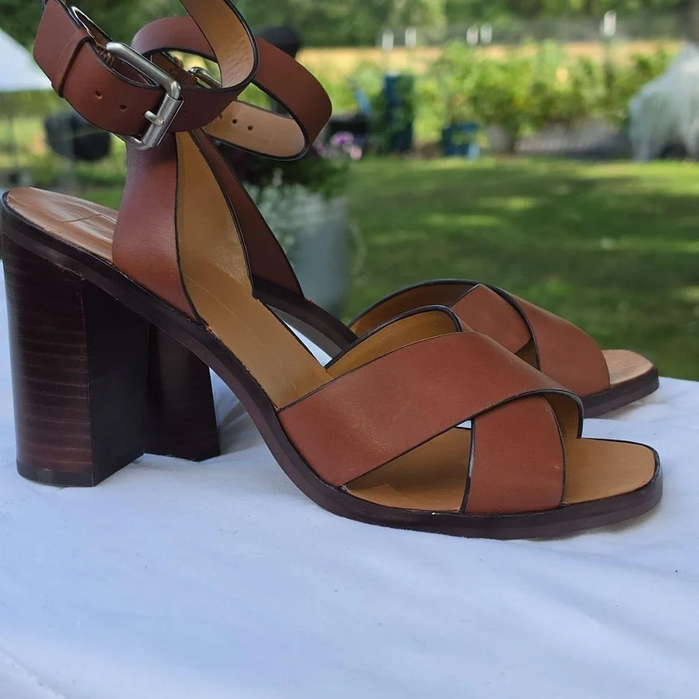 Dolce Vita Nala Brown Leather Crisscross Block Heel Sandals Ankle Strap Size 8.5